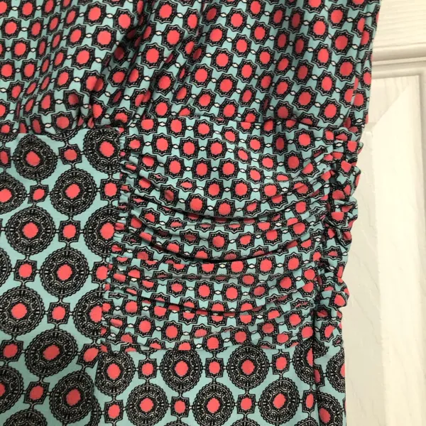 Roz & Ali‎ New geometric dress sleeveless ruched waist pink blue women’s size 12 - Image 7