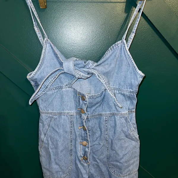 SHEIN Light Blue Denim Dress - Image 4