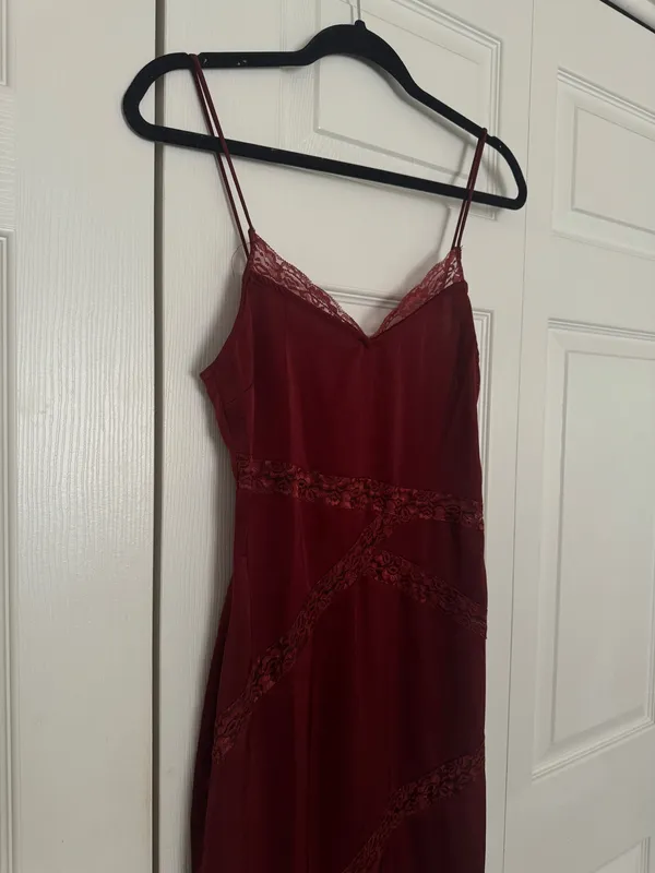 Meshki Deep Wine Red Lace Cutout Satin Effect Maxi Dress - Image 5