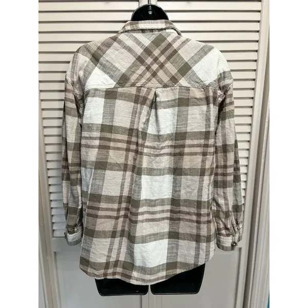 Maurices Tan/Cream Long Sleeve Flannel Shirt Plaid Size Small‎ Button Up Pockets - Image 4