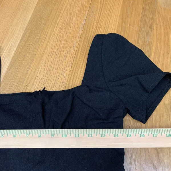 Princess‎ Polly Black Linen Blend Square Neck Puff Sleeve Romper Size US 4 - Image 2