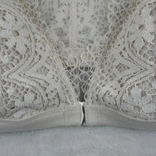 Victorias Secret Body by Victoria Lace Racerback Bralette Front Clasp Cream‎ M - Image 2