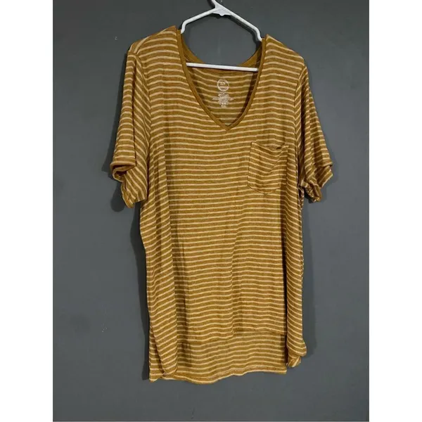 Maurices Yellow Striped Roll Cuff Short Sleeve High Low V Neck Top Size 2X - Image 2