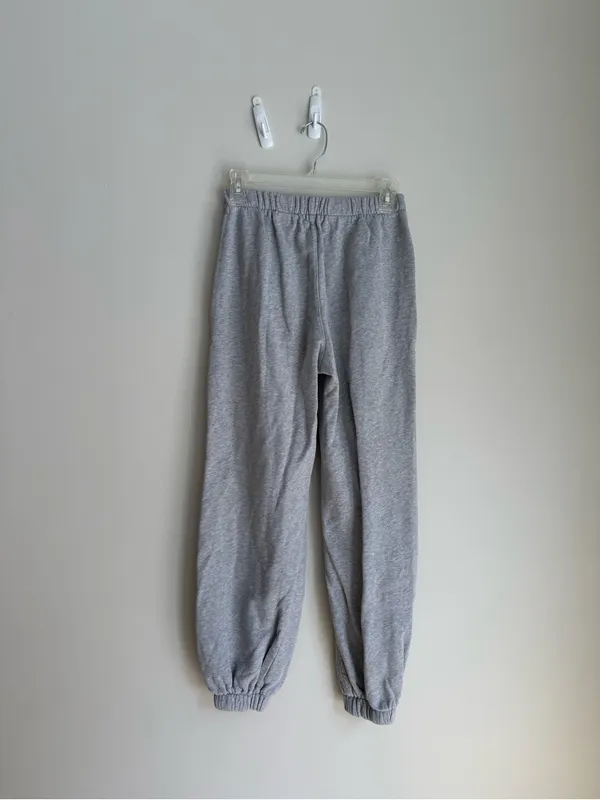 Brandy Melville Light Gray Sweat Joggers with Logo - Image 4