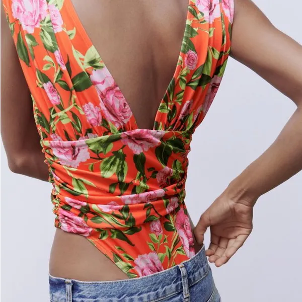 NWT ZARA Floral Print Bodysuit Size Small - Image 9