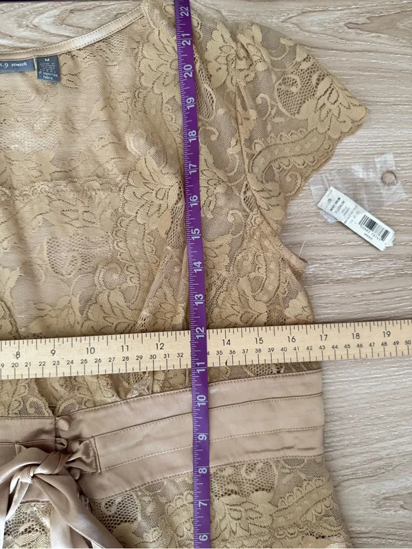 Apt. 9 Y2K Medium NEW Lace Blouse Victorian Satin Belt Tan Camel‎ Dainty Romantic Sheer - Image 5