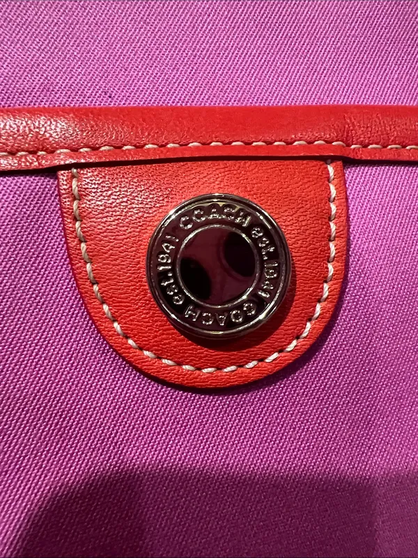 Vintage Coach Twill Garden Tote featuring a fuchsia/pink canvas orange trim - Image 11