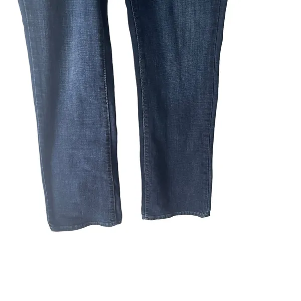 Levi Strauss & Co Women's Size 29 Dark Wash Blue Curvy Bootcut Jeans‎ - Image 3