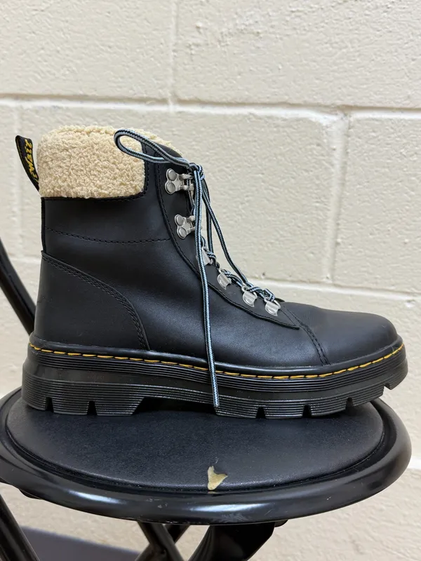 Dr. Martens Boots Black - Image 3