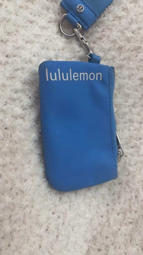 Lululemon key chain - Image 2