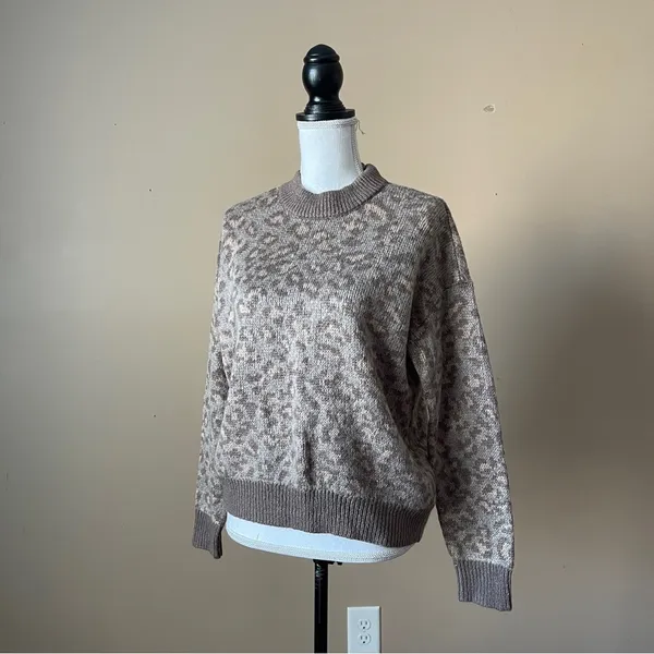 AERIE | Animal Print Knit Sweater Sz XS - Image 4