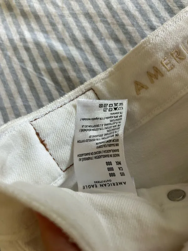 American Eagle Shorts - Image 3