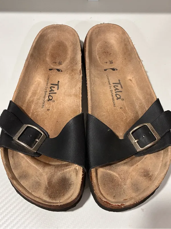 Tula by BIRKENSTOCK Black Strap Slide Sandals Big Buckle Size 7 - Image 2