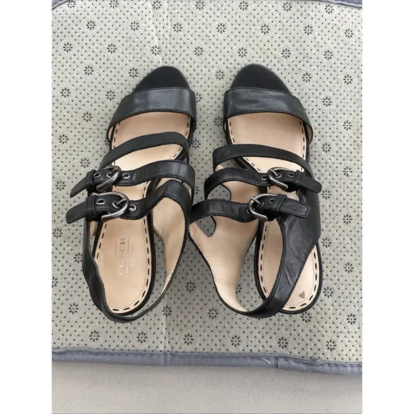 Coach‎ Strappy Heel Sandals Size: 9B, Flaws On Outsole - Image 4