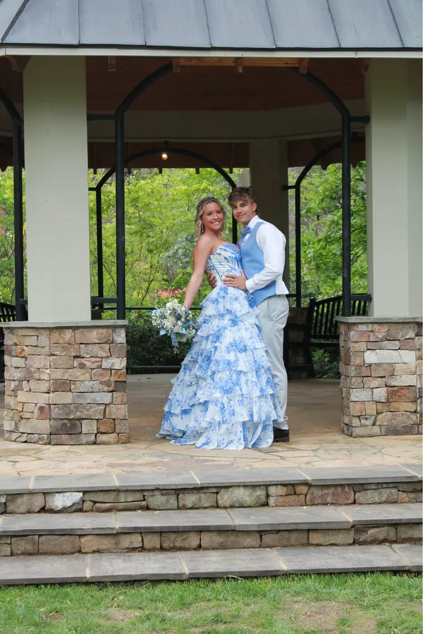 Sherri Hill Prom Dress - Image 4