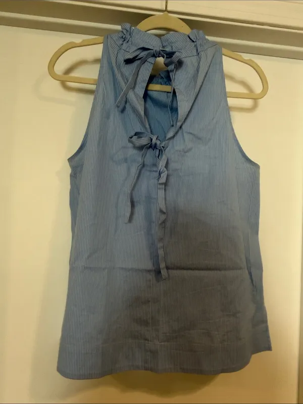 Ann Taylor Blue Pinstripe Sleeveless Ruffle-Neck Shell - Image 7