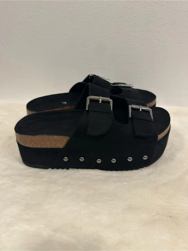 Nordstrom Black Platform Buckle Sandals with Stud Trim Size 8.5 - Image 2
