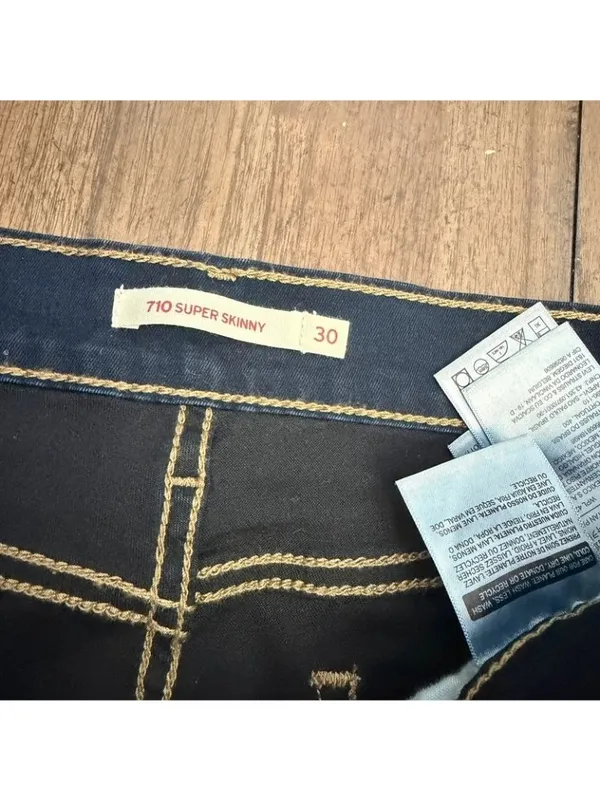 Levi’s Super Skinny Jeans - Image 5