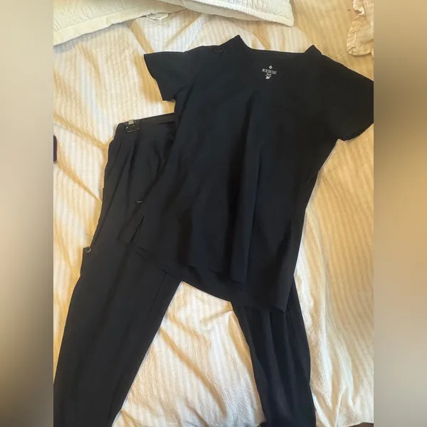 Med Couture Black Scrub Jogger Pants with V-Neck Top Set - Image 2