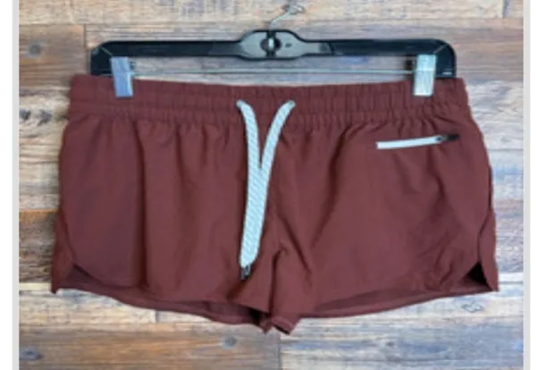 Women's Brown Casual Shorts vuori size L nwot summer classic activewear casual - Image 2