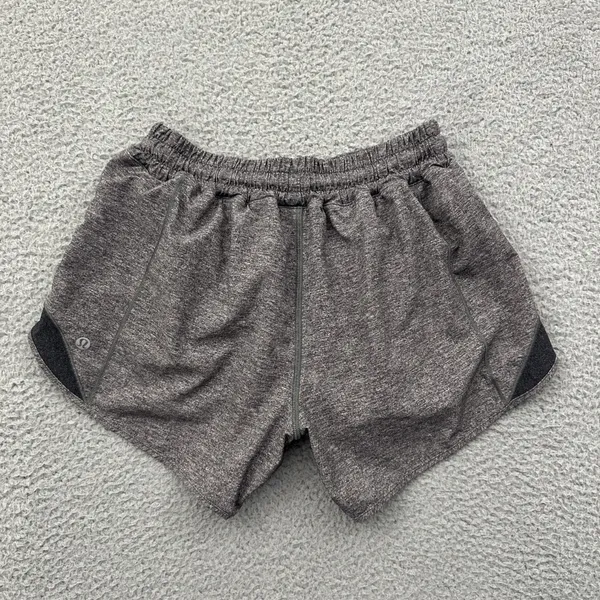 Lululemon Hotty Hot Shorts Low Rise 4" Heather Lux Gray Athletic Women's 6 - Image 2