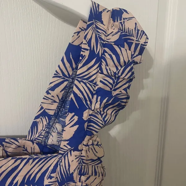 Will not take lessNWOT Anthropologie By Together Blue and Pink Leaf Print Blouse - Image 3