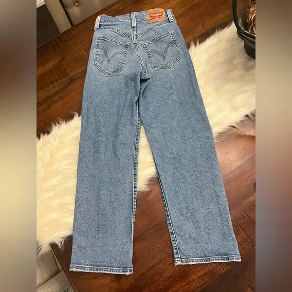 Levi’s Ribcage Straight Ankle Jeans 24 High Rise Button Fly Light Wash 25” - Image 2