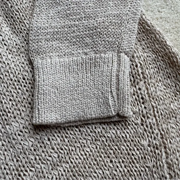LOFT Light Cream Crew Neck Cable Sweater Size M - Image 4
