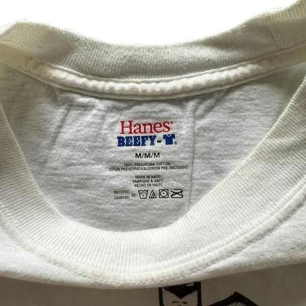 Hanes Batman Black and White #4 by Amanda Conner T-Shirt Size Medium - Image 6