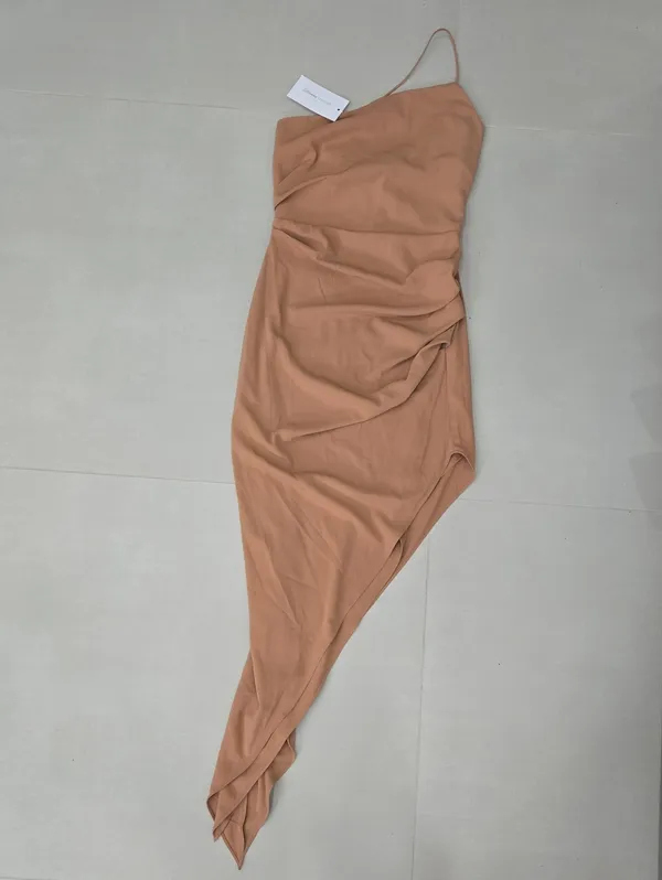NWT! Lovers + Friends Emma Long One-Shoulder Asymmetric Dress in Tan Size XXS - Image 2