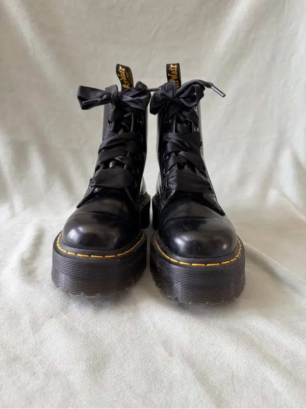 Dr. Martens MOLLY Women's Leather Platform Boots Size 8 - Image 5