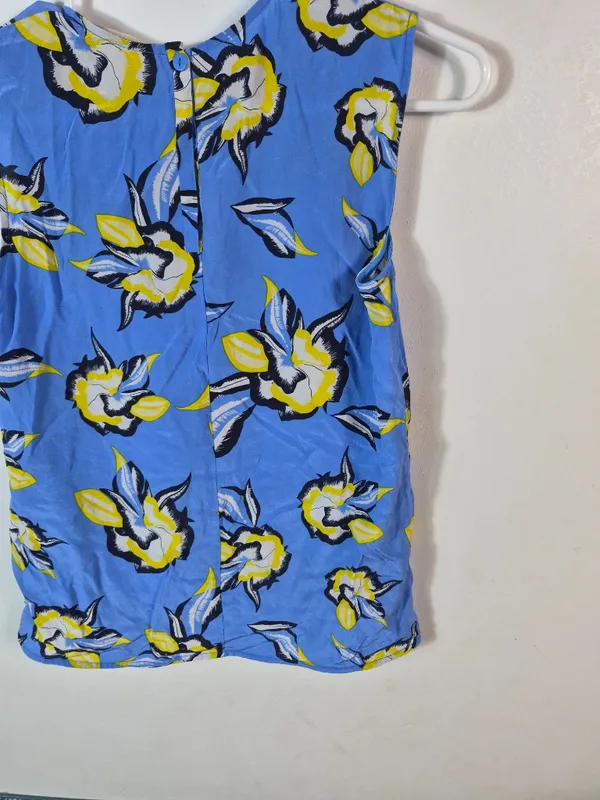 Diane Von Furstenberg Floral Print Top P - Image 8