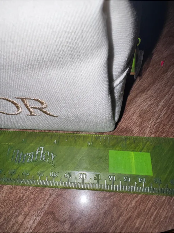 Christian Dior Beauty Makeup Bag Ivory Gold Logo Zip Pouch Cosmetic Case - Image 6