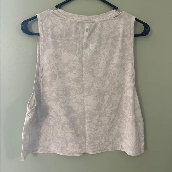 NOBULL Women's Cropped High Neck Tank - Image 4