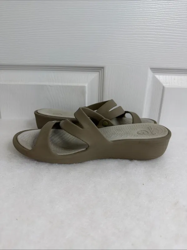 Women's Crocs Swiftwater Beige Slip On Size 8 - Image 8