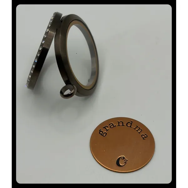 Origami Owl‎ Floating Locket Pendant Medium Brown Crystal Grandma Plate - Image 4