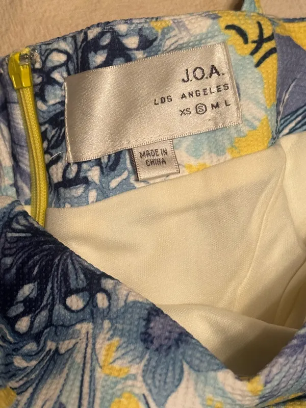 J.O.A. Dress Floral Small - Image 2