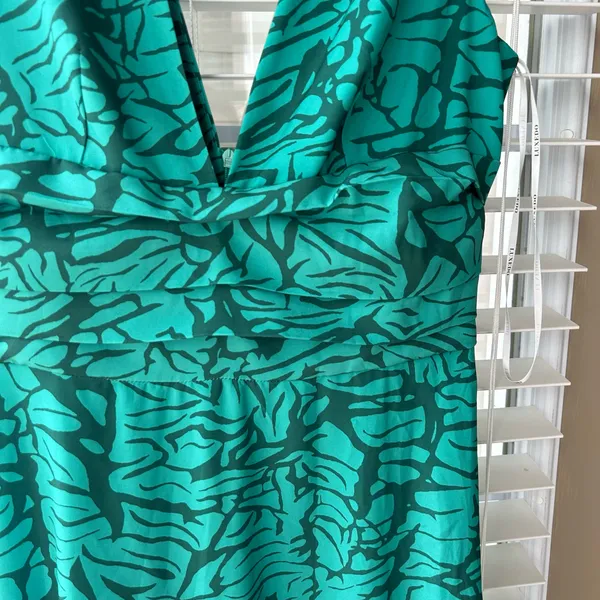 Nwt Green Formal Maxi Dress - Image 2