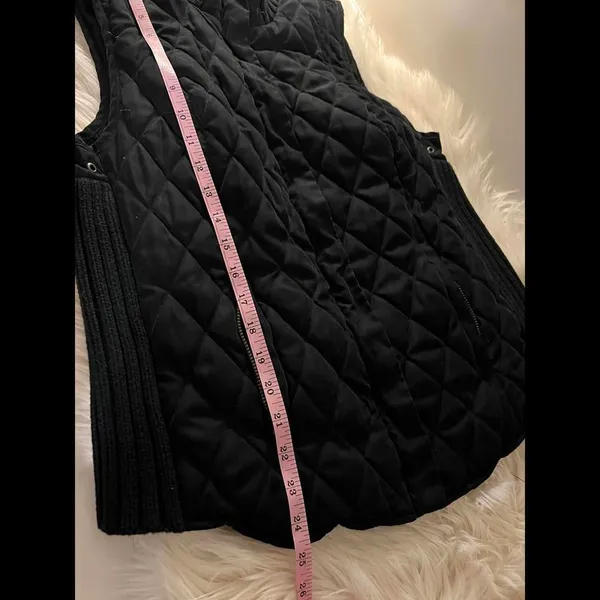 Stylish Black Quilted Vest with Pockets Size L - Image 4