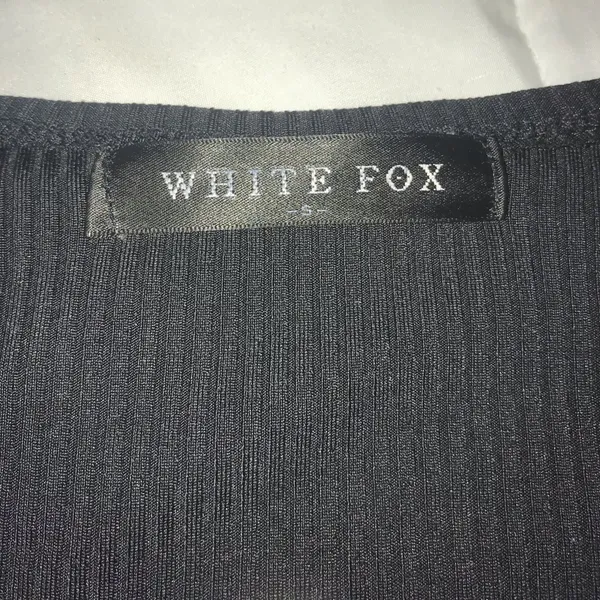 White Fox Front tied crop top - Image 5