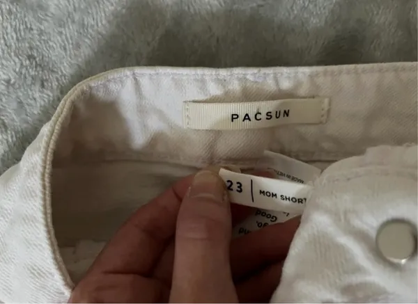 Pacsun White Floral Jean Mom Shorts - Image 3