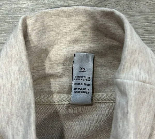 Varley pullover mock neck drawstring sweatshirt with kangaroo pocket - Image 10