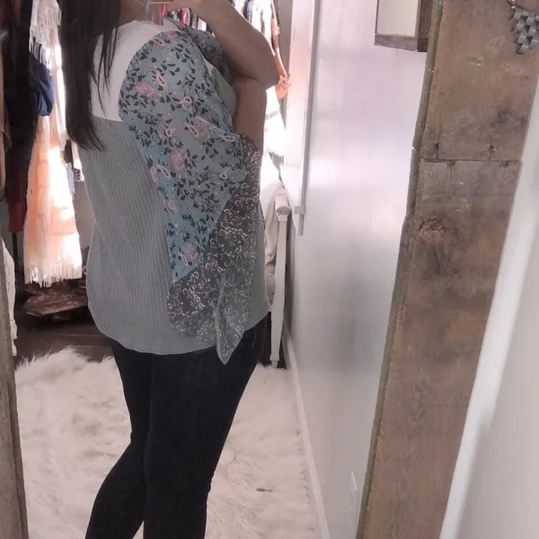Floral waffle knit medium boho top - Image 4