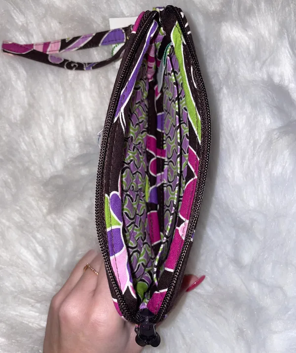 Vera Bradley Wrislet - Image 3