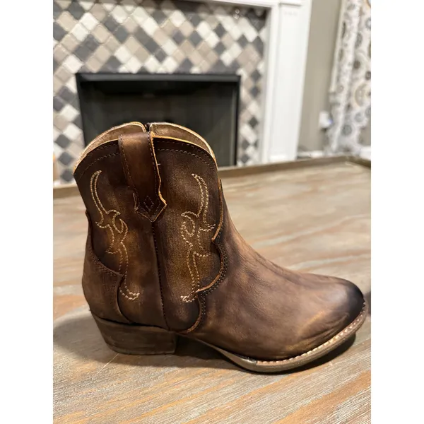 Circle G Tobacco Embroidered Western Ankle Booties Round Toe New 7 Boho‎ - Image 6