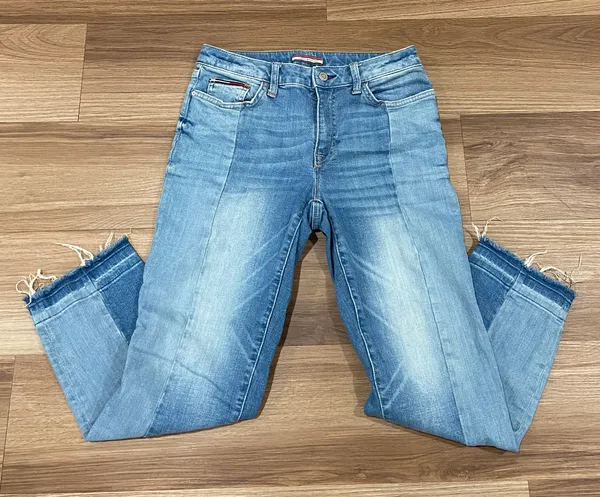 Tommy Hilfiger Two Tone Straight Jeans - Image 2