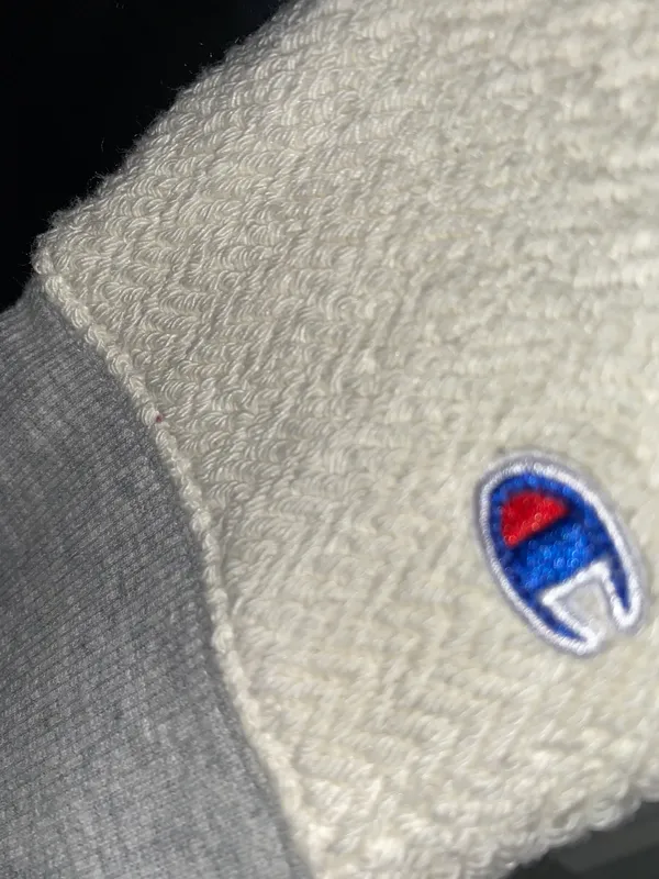 Champion Crewneck - Image 6