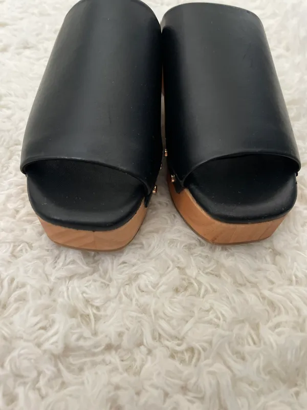 Dolce Vita Dorado black leather clogs Size 6 - Image 4