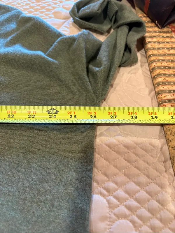 Polo Ralph Lauren Women's Oversized V-Neck Knit Sweater olive green size S - Image 7
