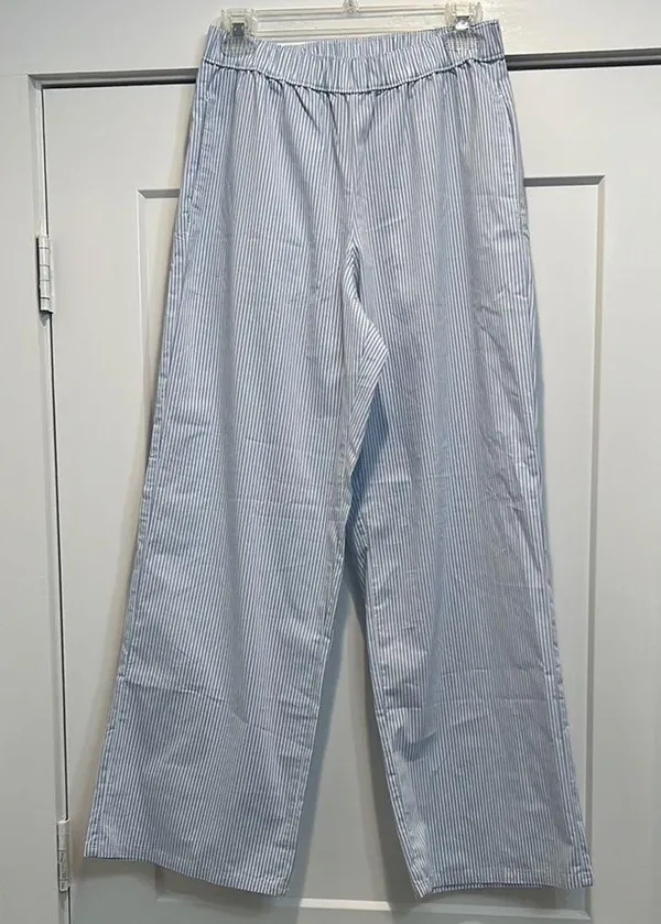 Hollister poplin wide leg sleep blue and white pj pants size small. NWOT! - Image 6